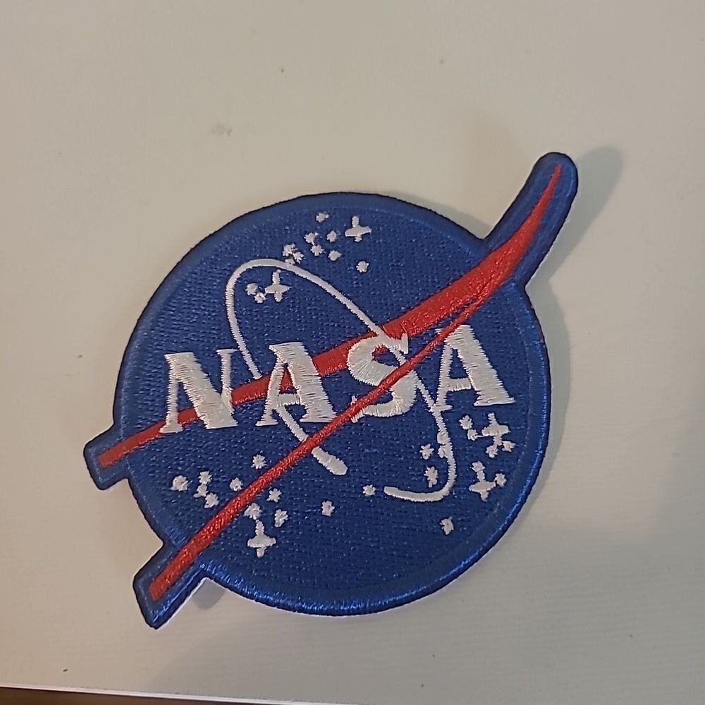 Set of Two NASA Patches - Picture 3 of 6